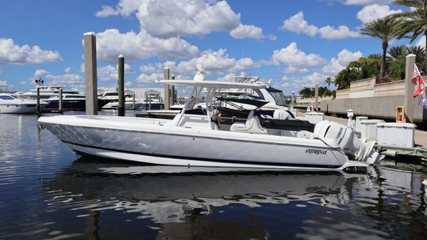 Intrepid 327 Center Console 