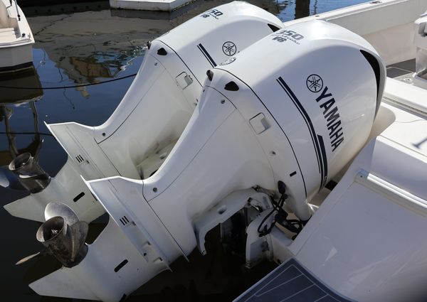 Intrepid 327 Center Console image