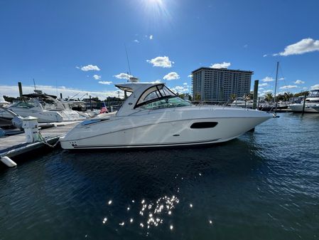 Sea Ray 370 Sundancer image