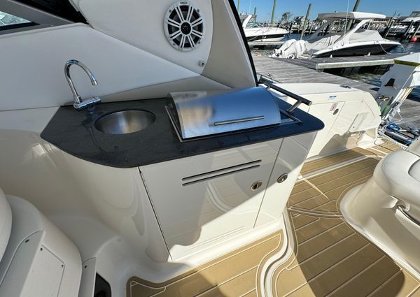 Sea Ray 370 Sundancer image