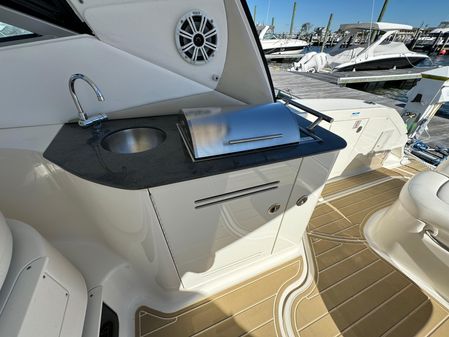 Sea Ray 370 Sundancer image