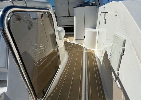 Sea Ray 370 Sundancer image