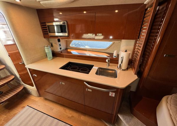 Sea Ray 370 Sundancer image