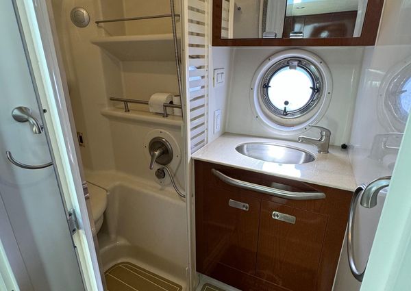 Sea Ray 370 Sundancer image