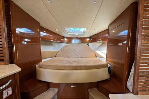 Sea Ray 370 Sundancer image