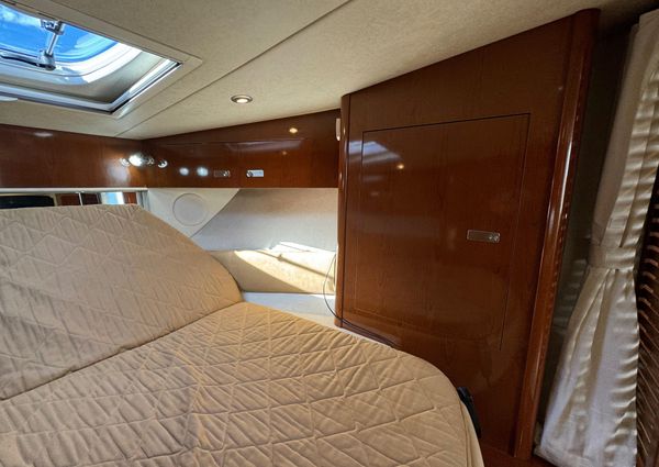 Sea Ray 370 Sundancer image