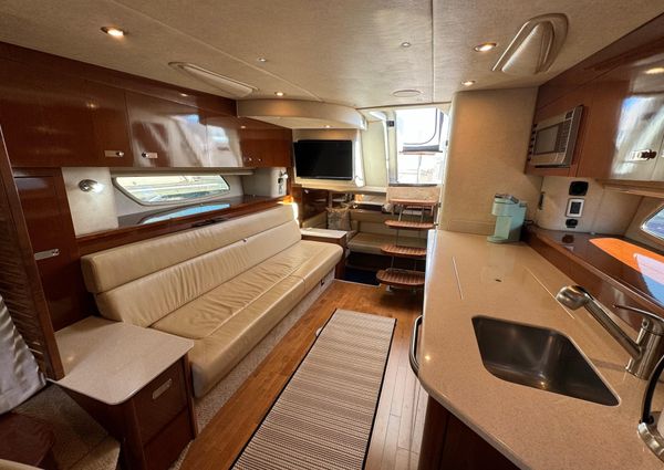 Sea Ray 370 Sundancer image