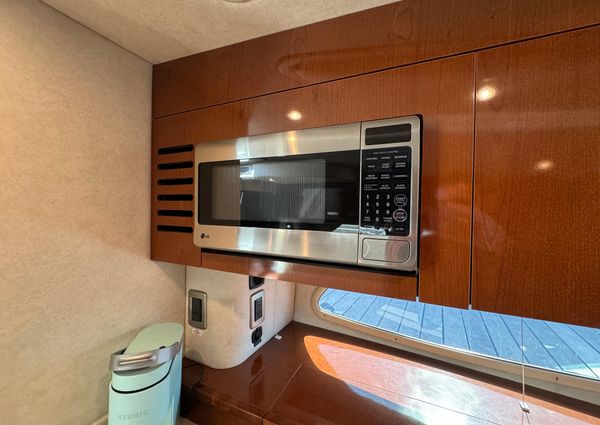 Sea Ray 370 Sundancer image