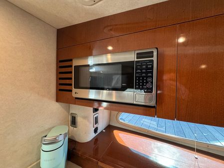 Sea Ray 370 Sundancer image