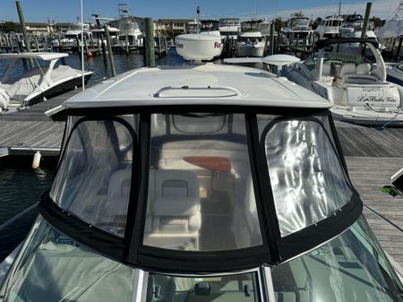 Sea Ray 370 Sundancer image