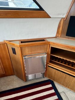 Sea-ray 410-AFT-CABIN image