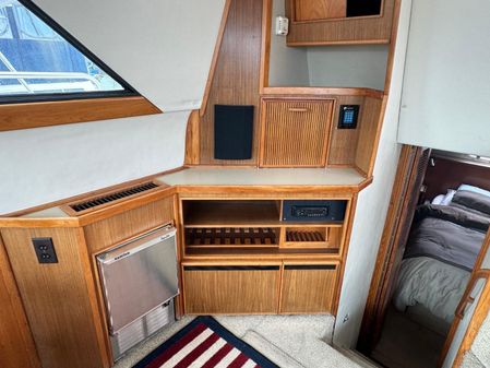 Sea-ray 410-AFT-CABIN image