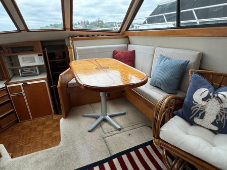 Sea-ray 410-AFT-CABIN image