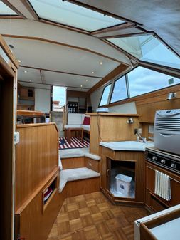 Sea-ray 410-AFT-CABIN image