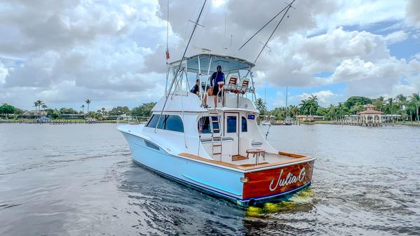 Hatteras 46 Convertible image