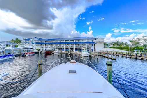 Hatteras 46 Convertible image