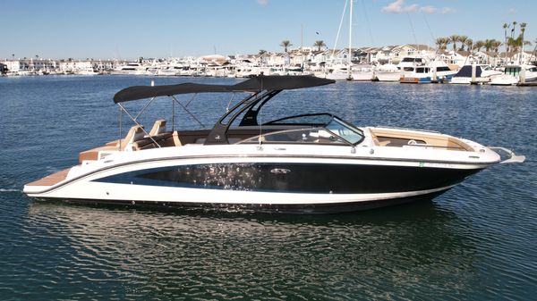 Sea Ray 290 Sundeck