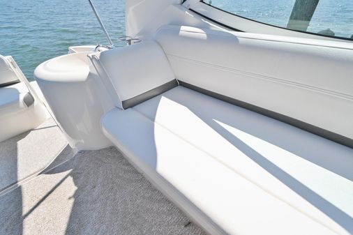 Cruisers Yachts 300 CXi Express image