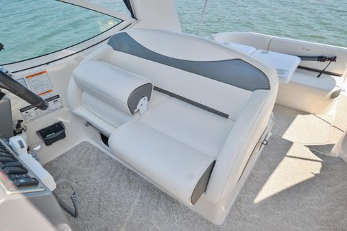 Cruisers Yachts 300 CXi Express image