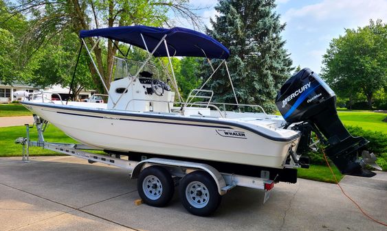 Boston Whaler 22 Dauntless image