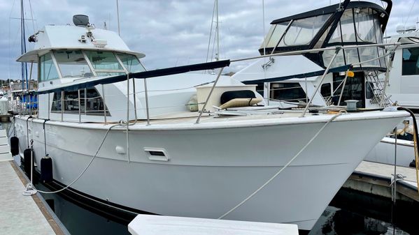 Hatteras 43 Double Cabin image
