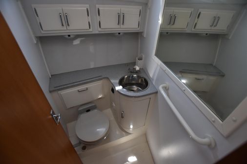 Cabo 35-FLYBRIDGE-SPORTFISHER image