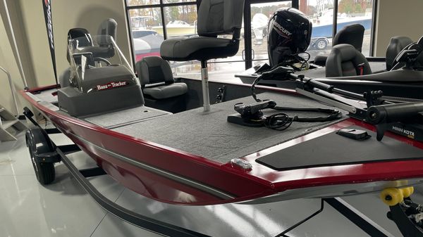 Tracker Bass Tracker Classic XL