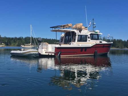 Ranger Tugs R-29 CB image