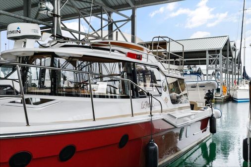 Ranger Tugs R-29 CB image