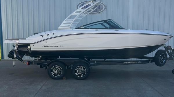 Chaparral 21 Surf 