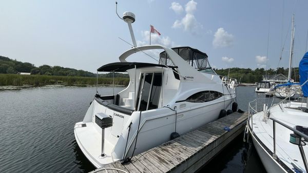 Carver 350 Mariner 