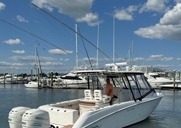 Boston Whaler 32 Outrage Cuddy image