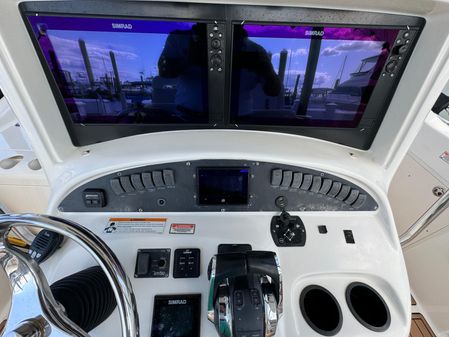 Boston Whaler 32 Outrage Cuddy image