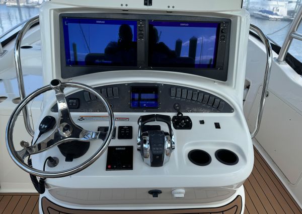 Boston Whaler 32 Outrage Cuddy image