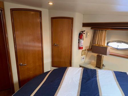 Carver 450-VOYAGER-PILOTHOUSE image