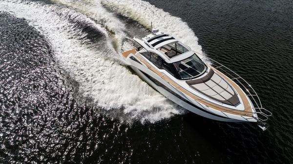 Galeon 405 HTS