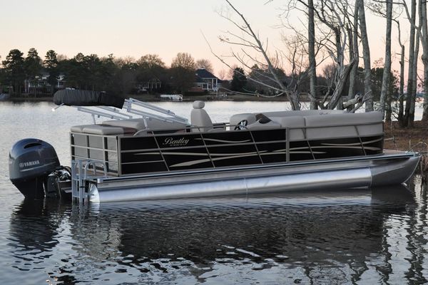 Bentley Pontoons 240 CRUISE - main image