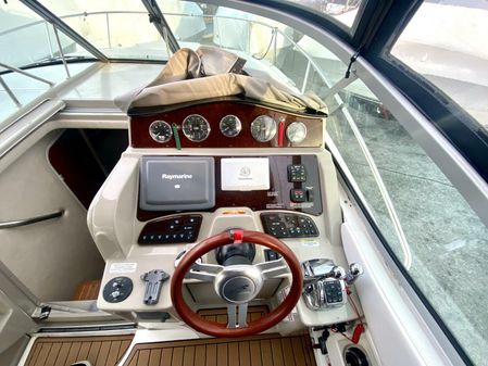 Sea Ray 330 Sundancer image