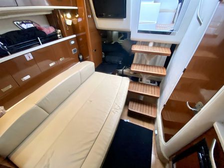 Sea Ray 330 Sundancer image