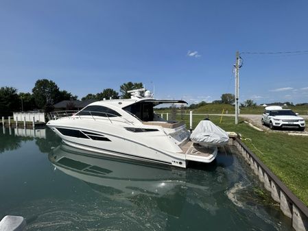 Sea Ray 510 Sundancer image