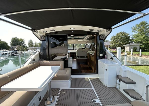 Sea Ray 510 Sundancer image