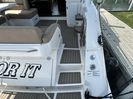 Sea Ray 510 Sundancer image