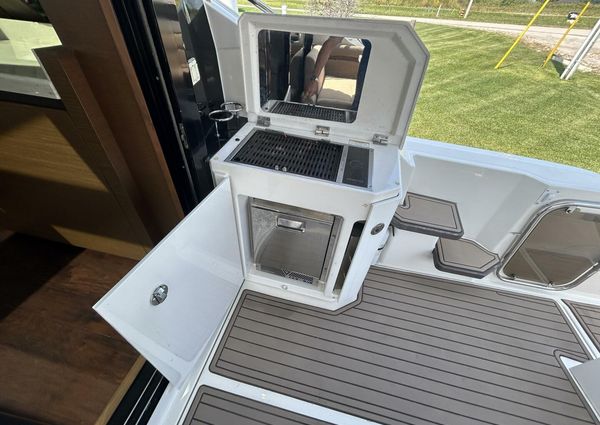 Sea Ray 510 Sundancer image