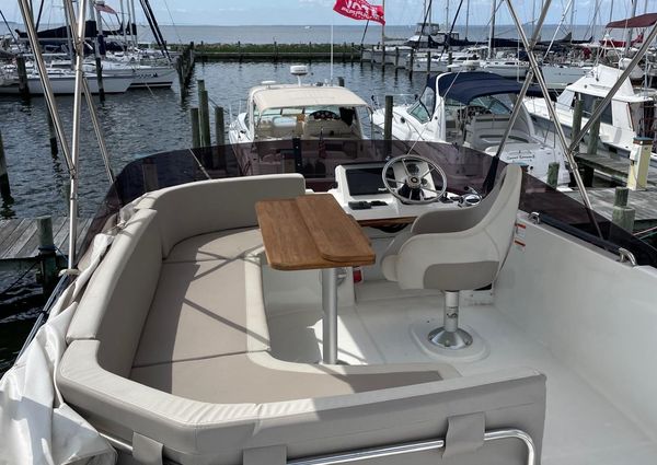 Beneteau Swift Trawler 35 image