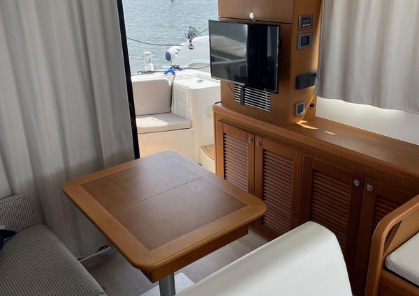 Beneteau Swift Trawler 35 image