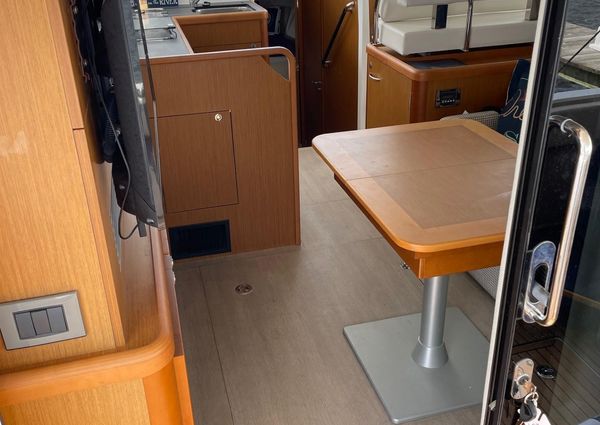 Beneteau Swift Trawler 35 image