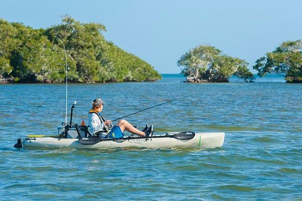 Hobie Revolution 16 - main image