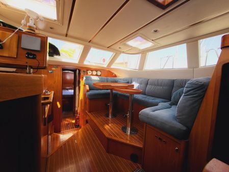 Wauquiez Pilot Saloon 43 image