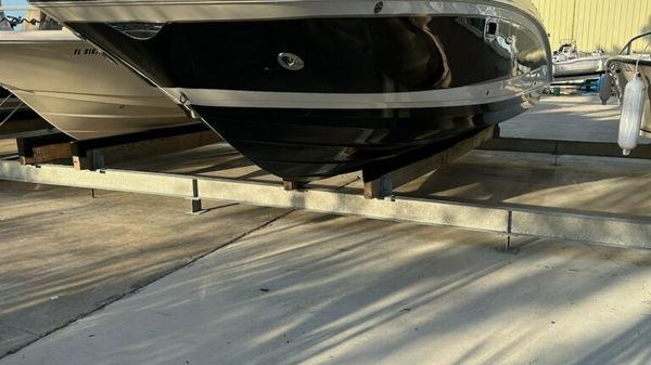 Sea Ray 290 Sundeck
