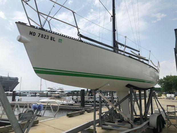 1983 Hobie 33 Baltimore, Maryland - Riverside Marina & Yacht Sales